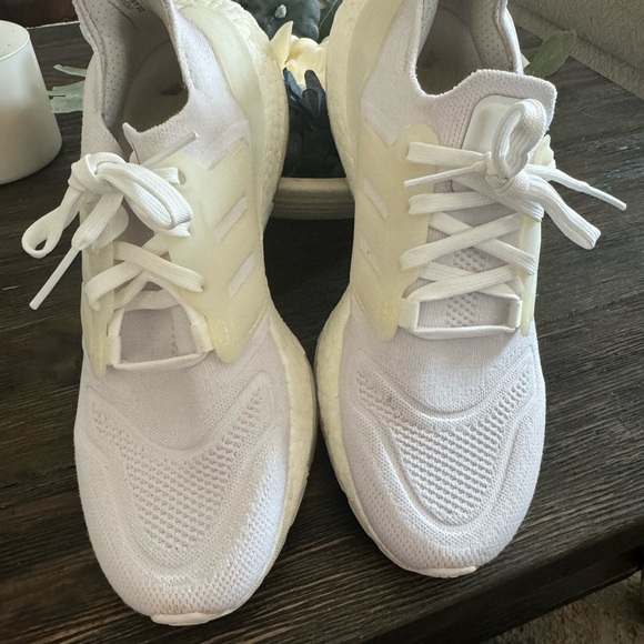 White Athletic Sneakers - Picture 1 of 4